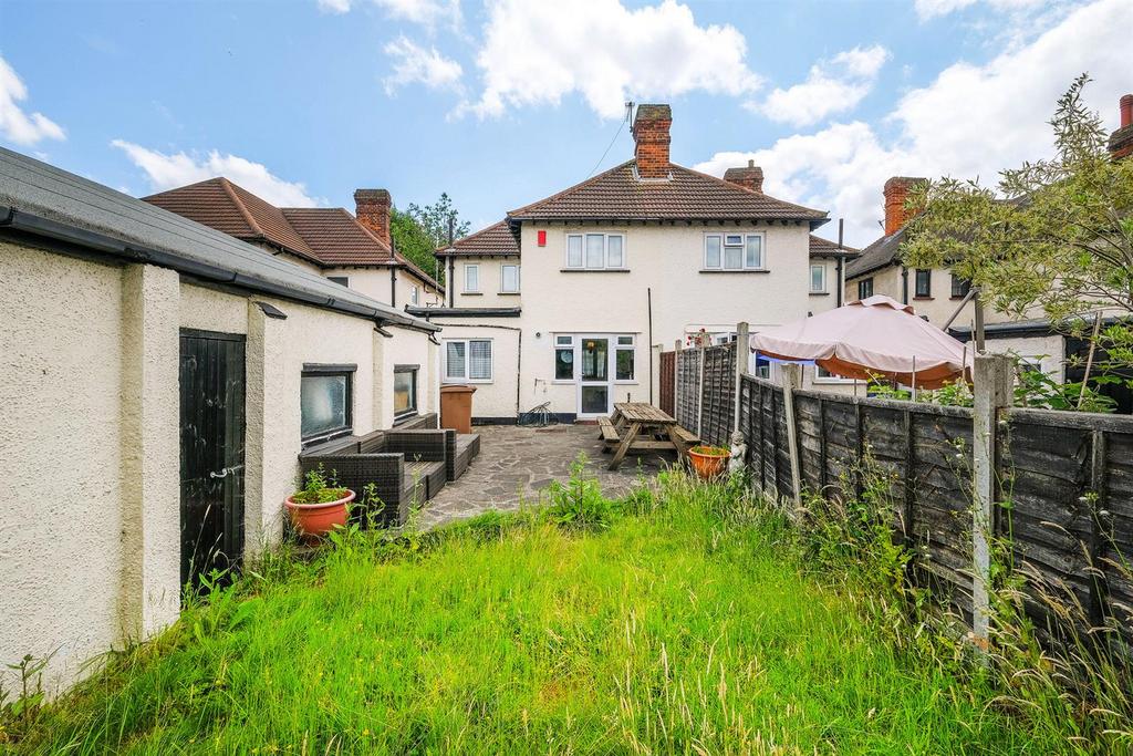 8 New Road E4 8 ET-18 resized.jpg