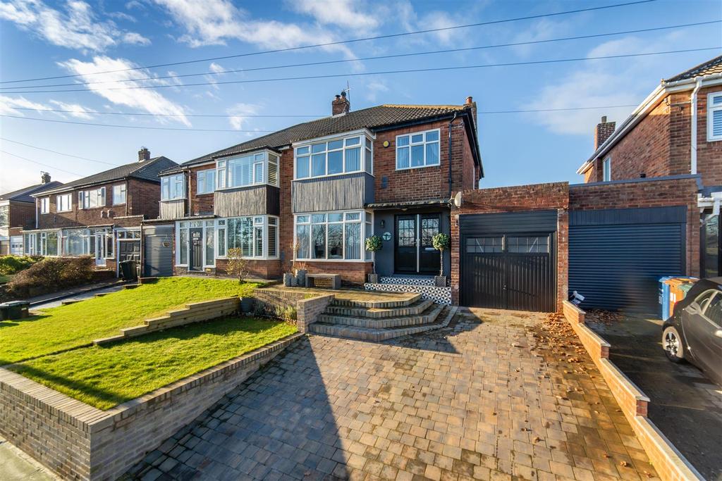 Great North Road, Brunton Park, Newcastle Upon Tyne 3 bed semidetached