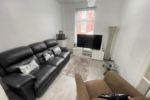 2 bedroom terraced house for sale - Rita Avenue, Rusholme, Manchester