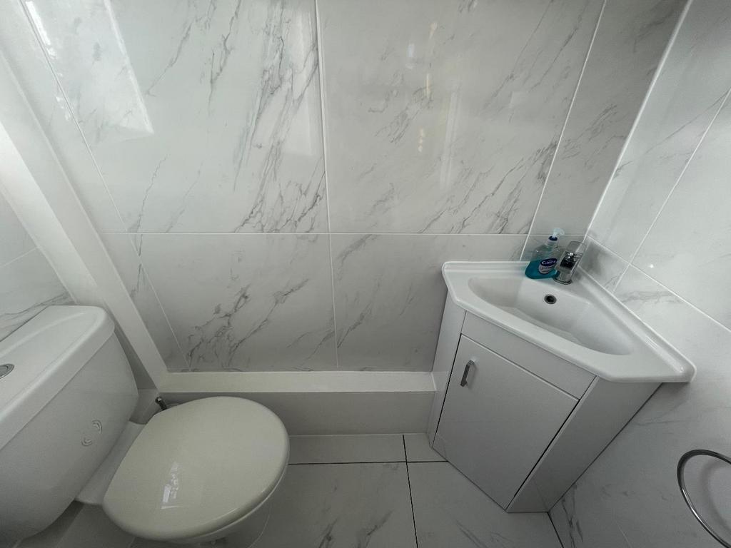 Cloakroom WC
