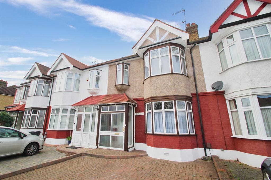 St. Barnabas Road, WOODFORD GREEN 3 bed terraced house £1,900 pcm (£