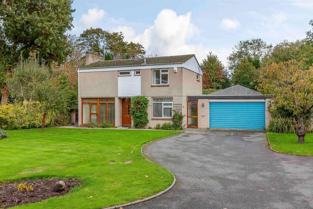 Tor Bryan, Ingatestone 5 bed detached house £995,000