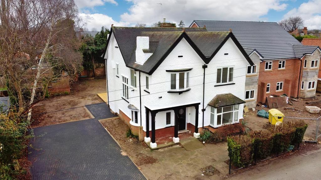 Elm Avenue, Attenborough, Nottingham 4 bed detached house for sale £