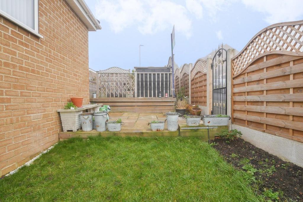 Side garden
