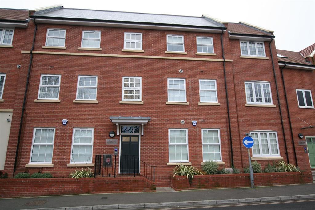 Kingstreet,15front.JPG