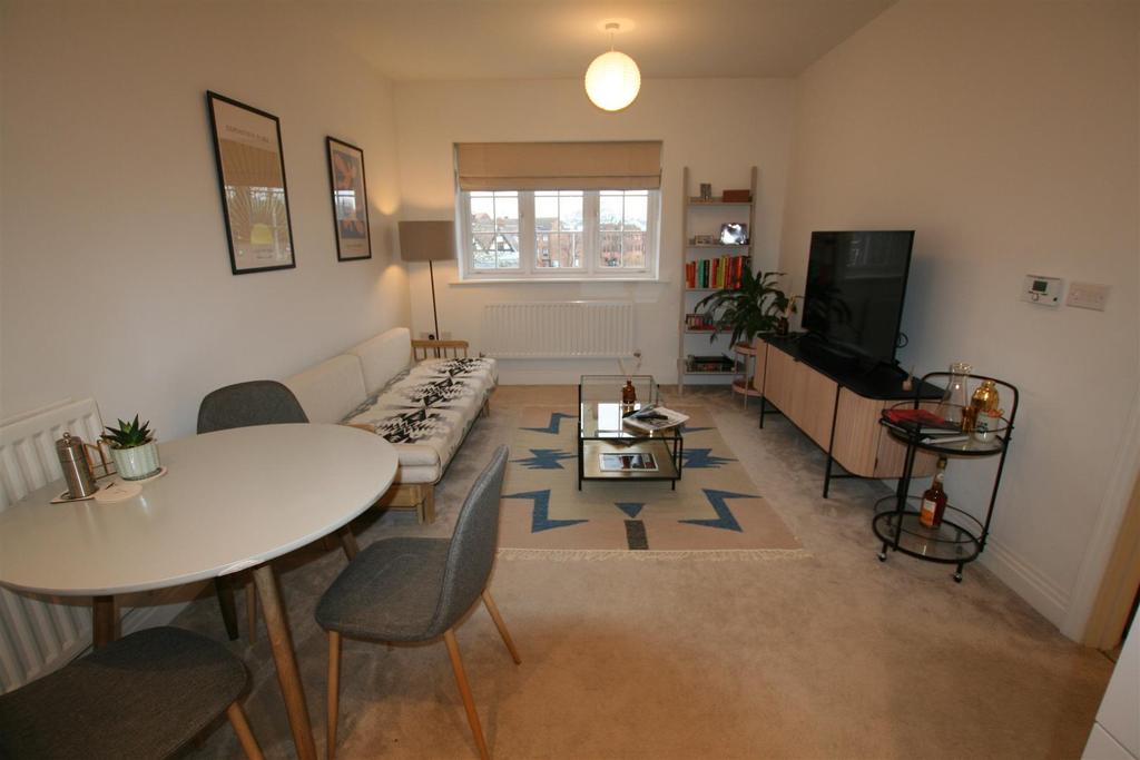 Kingstreet,15loungediner.JPG