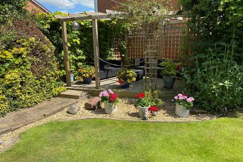 7 The Stables, Muxton, Telford, TF2 8RY