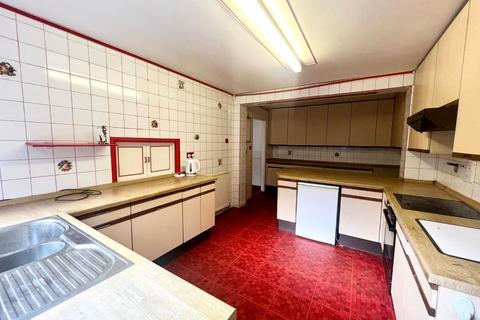 60a White Lane, Chapeltown, Sheffield, S35 2YH