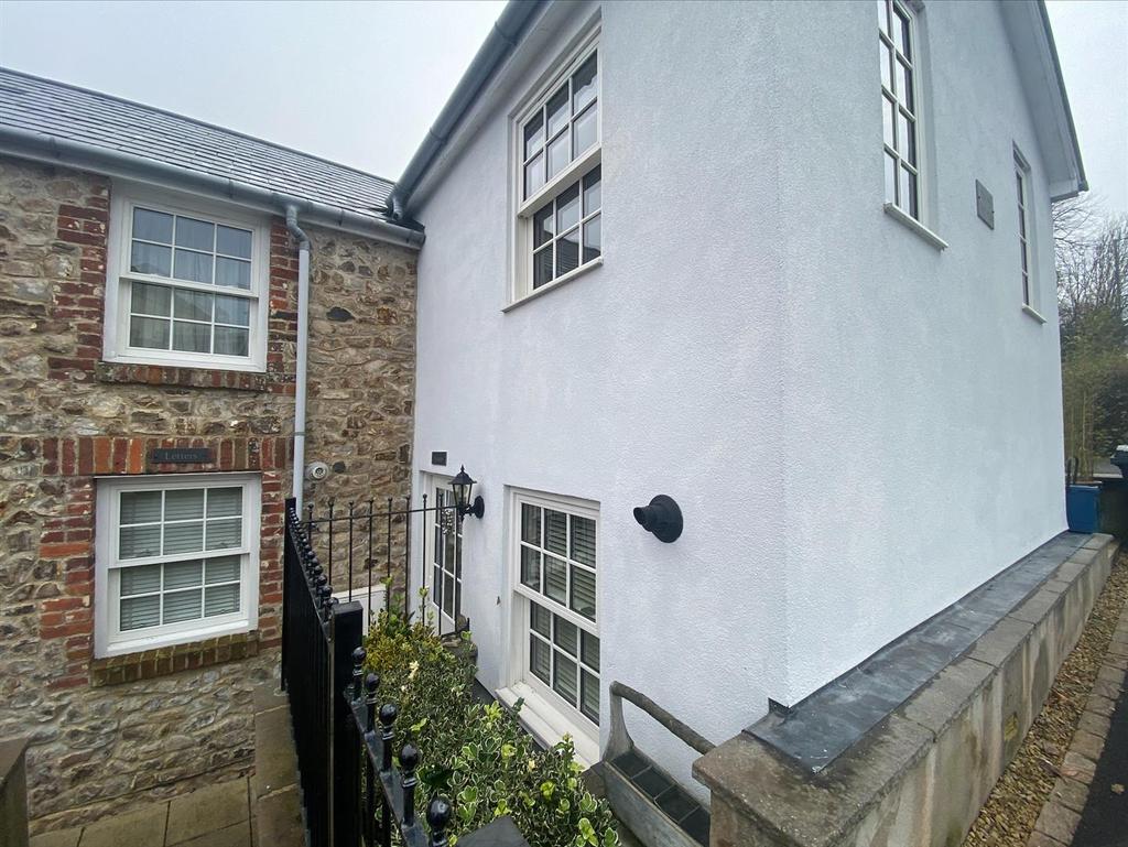 Lyme Road, Uplyme, Lyme Regis 2 bed semidetached house £375,000