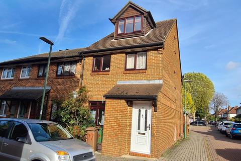 77 Vellum Drive, Carshalton, SM5 2TS