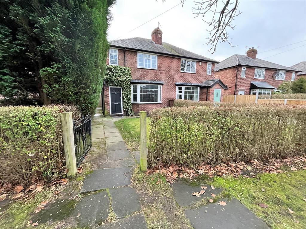 Bourne Street, Wilmslow 3 bed semidetached house £399,950