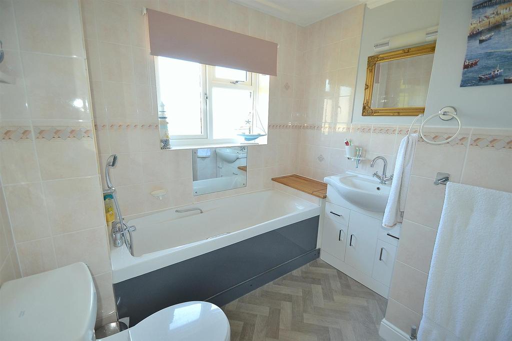 12standrewbathnew.JPG