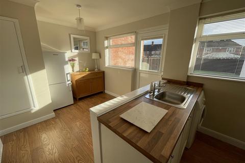 3 Combe Close, Leicester, LE3 9TJ