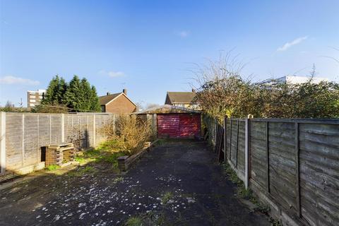 21 Overbury Crescent, New Addington, Croydon, CR0 0LR