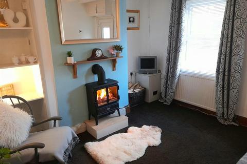2 bedroom house for sale - Park Road, Ruthin