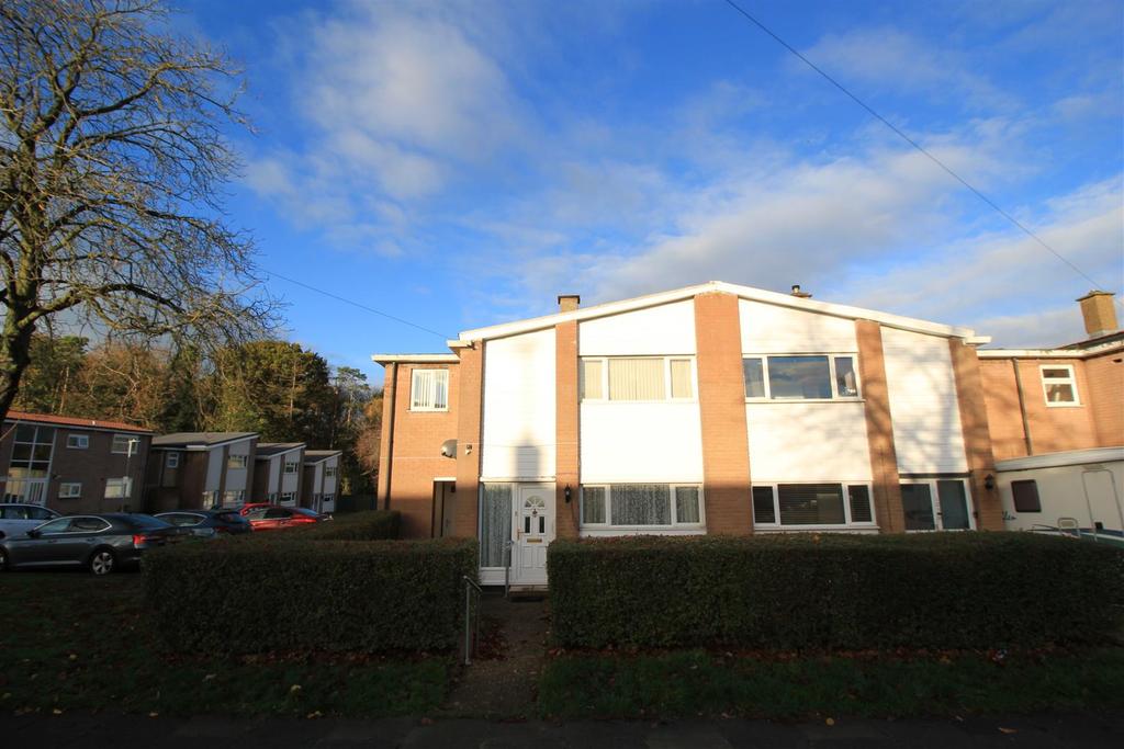 Valley Way, Stevenage, Hertfordshire 3 bed end of terrace house £349,995