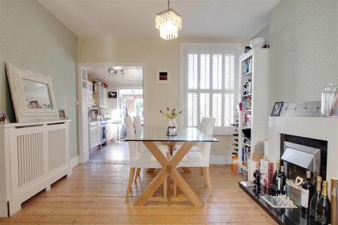 2 bedroom end of terrace house for sale, Sea Place, Goring-By-Sea, Worthing