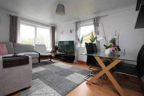 8 Luscombe Close, Caversham, Reading, RG4 5LG