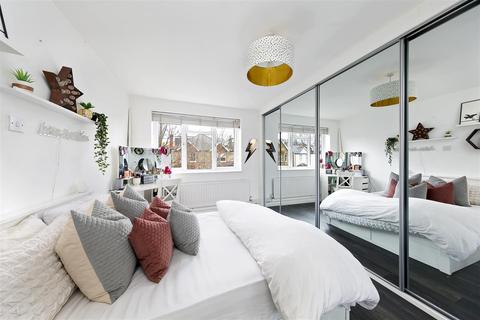 2 bedroom apartment for sale - Cedars Road, Hampton Wick