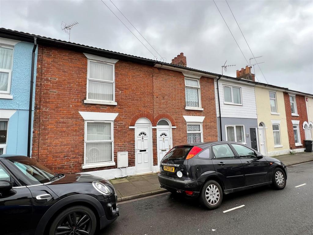 Oxford Road, Southsea, PO5 1NR 2 bed detached house £1,000 pcm (£231 pw)