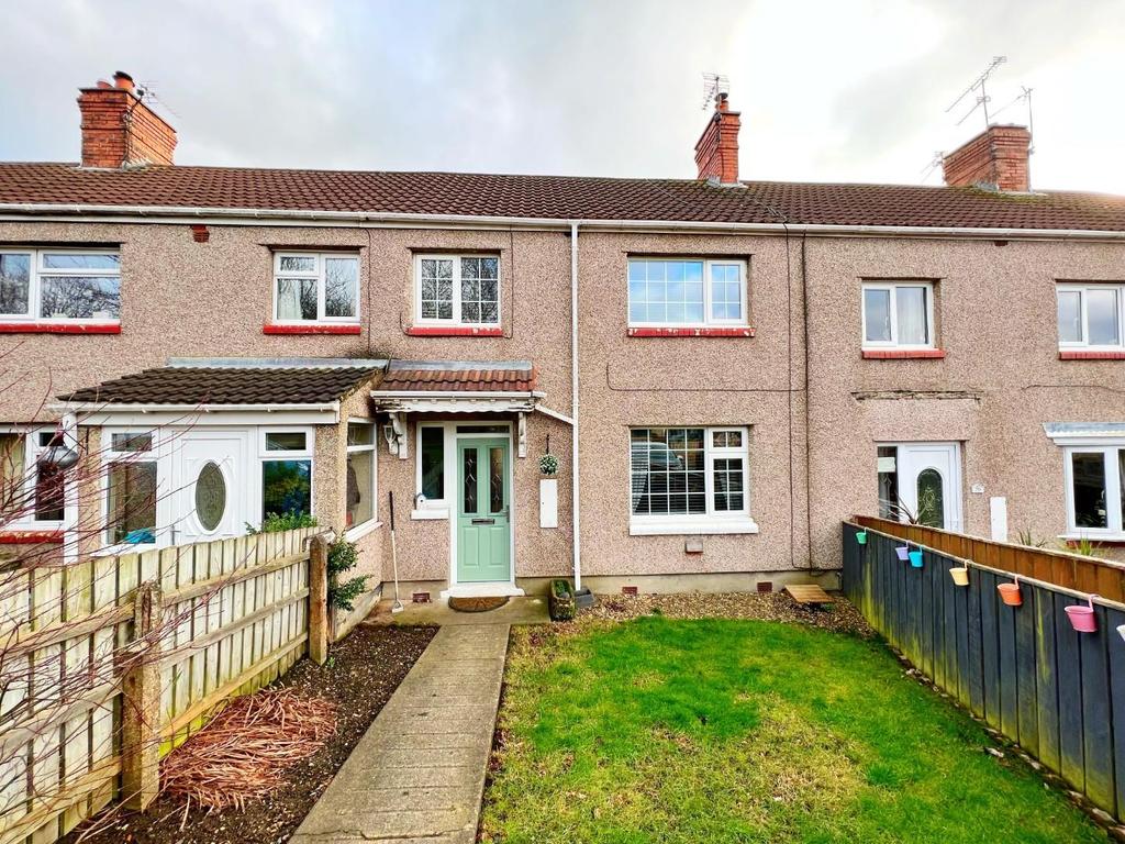 The Green, Middleham 3 bed terraced house £129,950