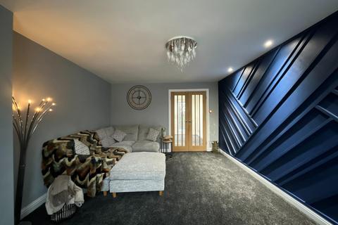 40 Bronte Close, Dewsbury, WF13 4SA