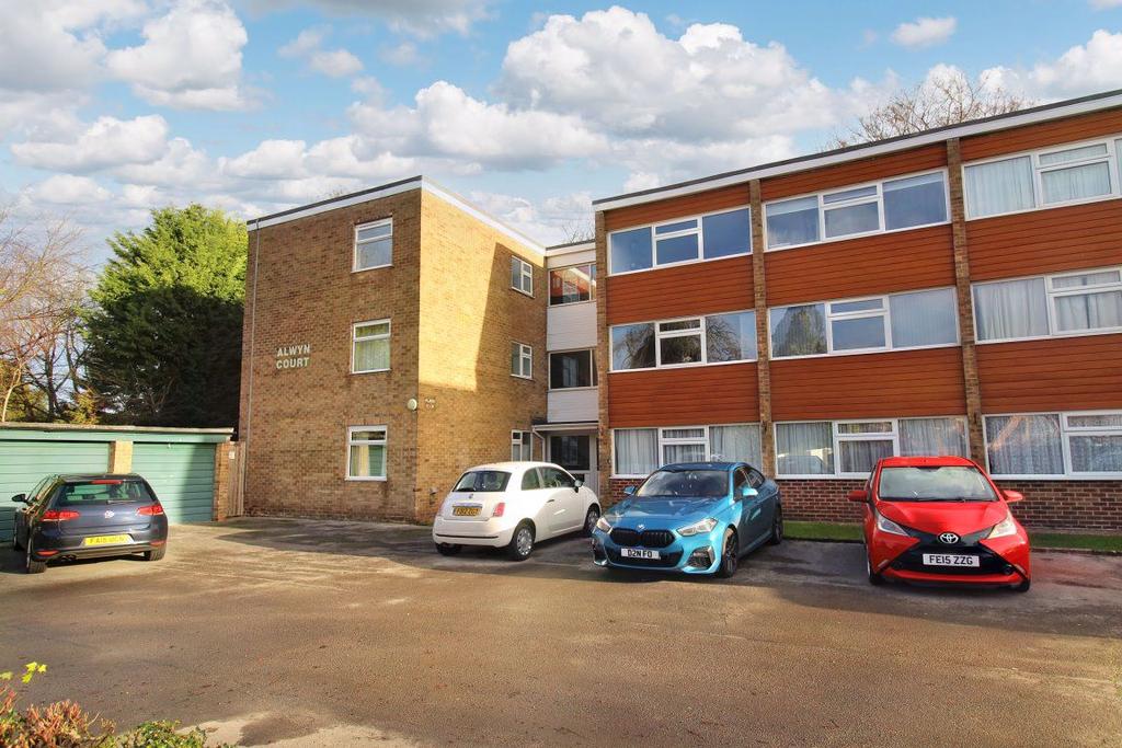 Alwyn Court, Beeston, NG9 1GE 1 bed flat £600 pcm (£138 pw)