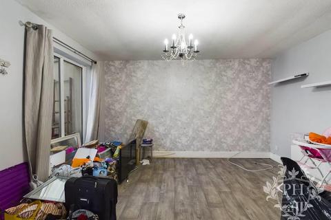 53 Bankfields Road, Eston, Middlesbrough, TS6 0TG