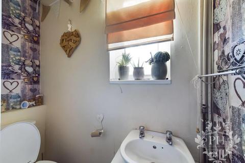 53 Bankfields Road, Eston, Middlesbrough, TS6 0TG