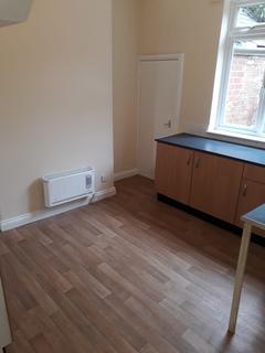 1 bedroom ground floor flat to rent - Glenfield Road, Leicester, LE3