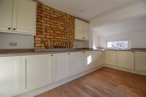 2 bedroom semi-detached house to rent, Victoria Road, Cambridge, CB4