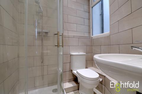 3 bedroom ground floor flat to rent, Arundel Street, Brighton