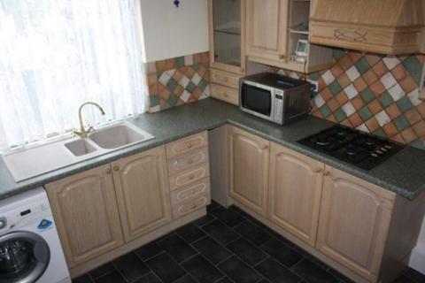 4 bedroom house to rent - Holliers Way, Hatfield