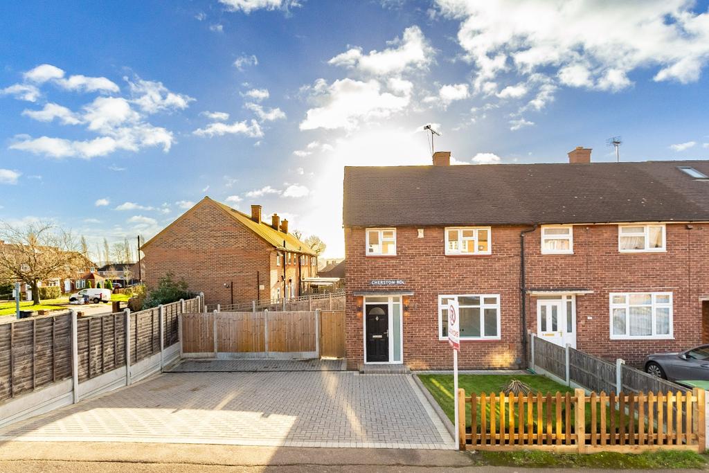 Cherston road, Loughton, IG10 2 bed end of terrace house £500,000
