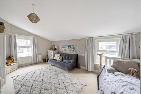 14a Shipka Road, London, SW12 9QP