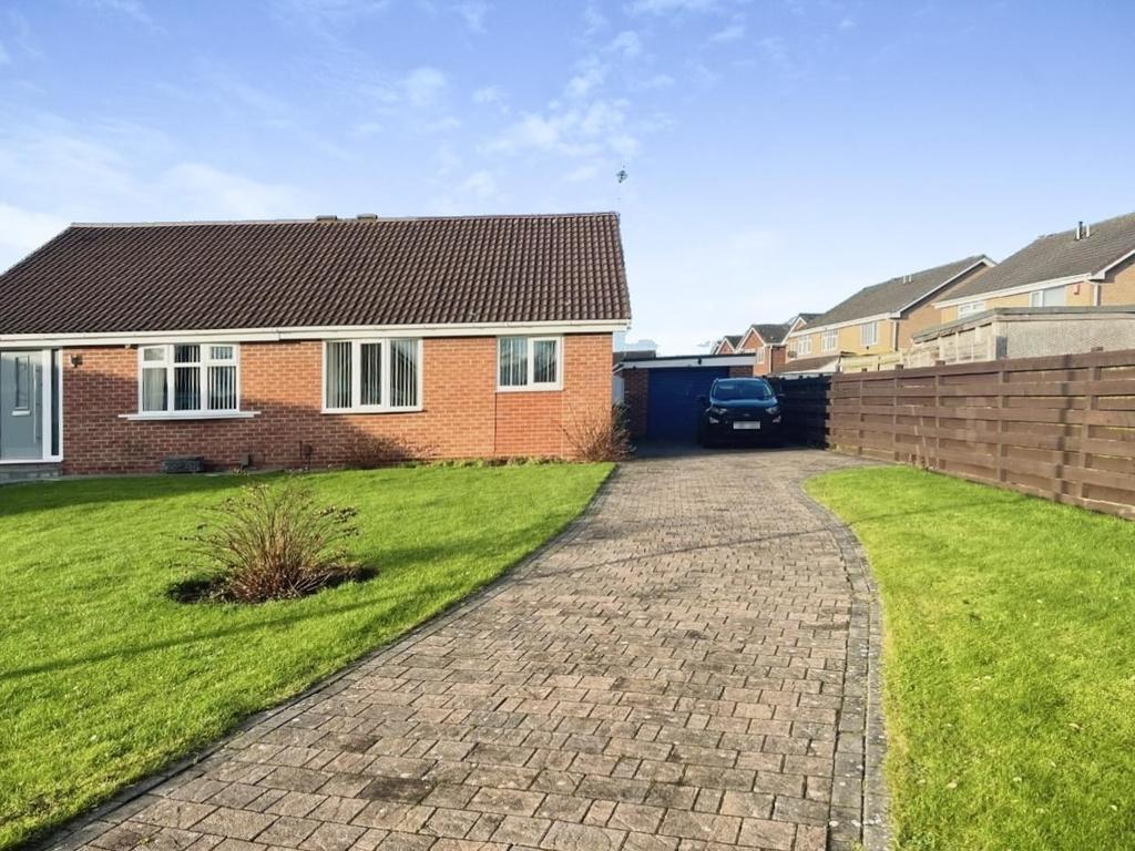 Marley Close, Elm Tree, StocktononTees, Durham, TS19 0UZ 2 bed
