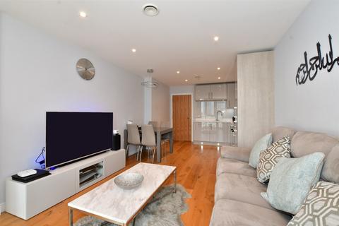2 bedroom apartment for sale, Cavalier Close, Wallington, Surrey