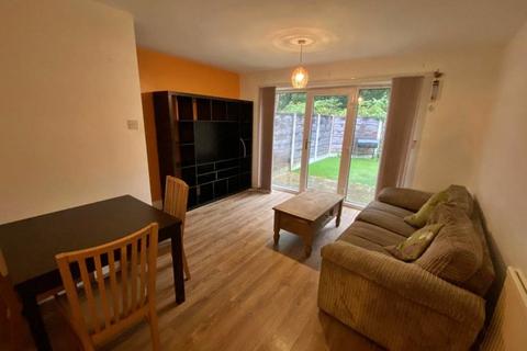 2 bedroom terraced house to rent, Derby Road, Manchester, Greater Manchester, M14