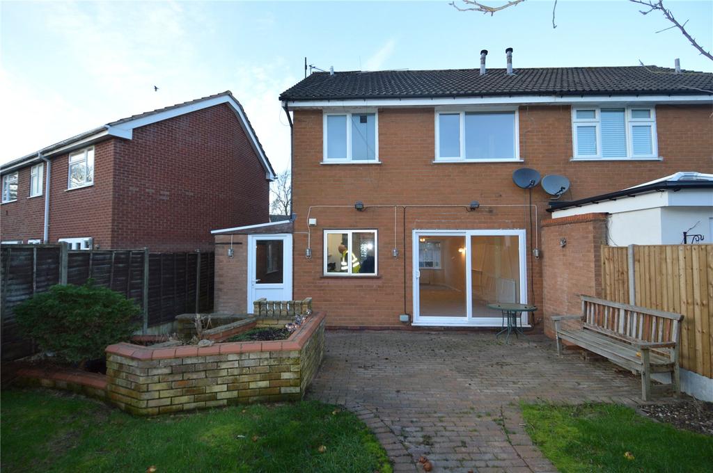 Three Oaks Road, Wythall, Birmingham, Worcestershire, B47 3 bed semidetached house £1,200 pcm