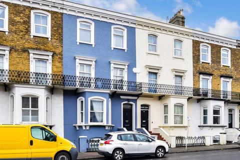 2 bedroom flat for sale - Canterbury Road, Westbrook, Margate, Kent