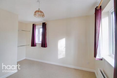 48 The Pastures, Stevenage, SG2 7DZ