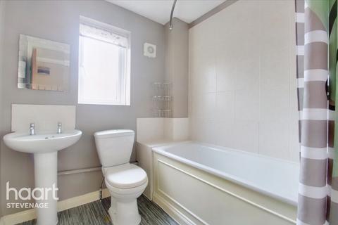 48 The Pastures, Stevenage, SG2 7DZ