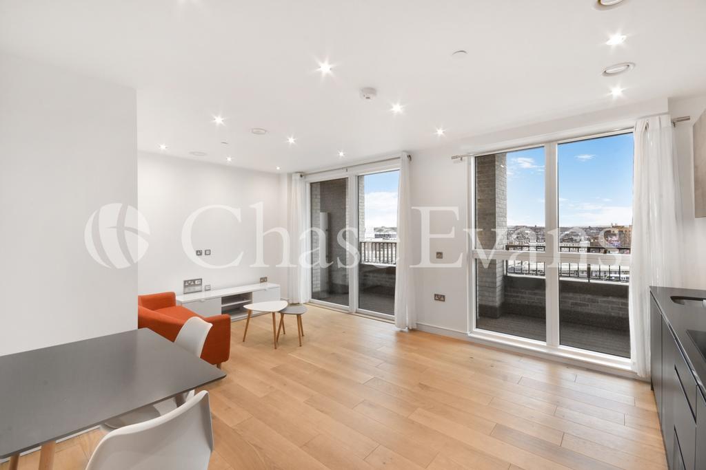 Duval House, York Gardens, Clapham Junction SW11 1 bed apartment £