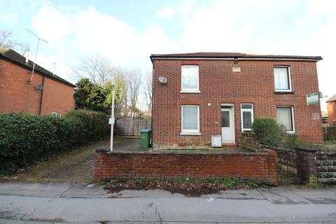 3 bedroom semi-detached house to rent - Burgess Road, Southampton