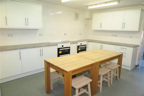 1 bedroom in a house share to rent, Firgrove Hill, Farnham, GU9