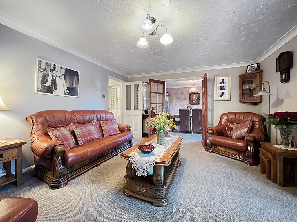 Bridport Way, Braintree, CM7 4 bed detached house for sale £475,000