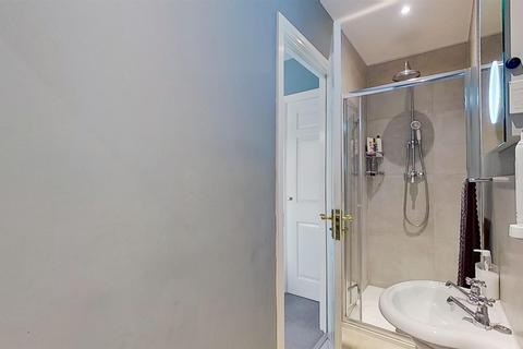 20 Clegg Square, Shenley Lodge, Milton Keynes, MK5 7HG