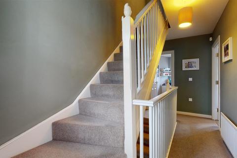 20 Clegg Square, Shenley Lodge, Milton Keynes, MK5 7HG