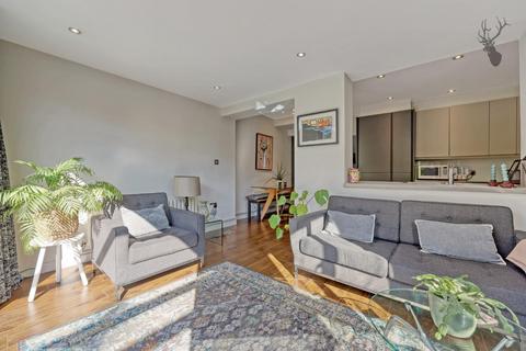2 bedroom house for sale, White Horse Lane, Stepney Green