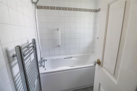 32 Ryecroft, Harlow, CM19 4BG